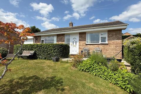 2 bedroom detached bungalow for sale, Glynfield Rise, Ebley, Stroud