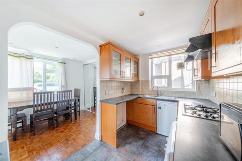9 Claire Gardens, Stanmore, HA7 4EH