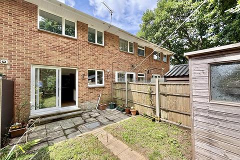 11 Barn Close, Poole, BH16 5RX