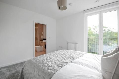2 bedroom apartment to rent, Gresham Road, Surrey TW18