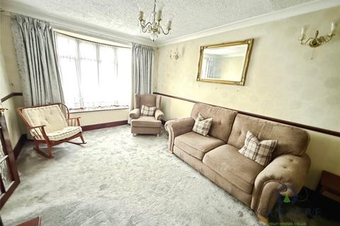 3 bedroom terraced house for sale, Church Manorway, London SE2