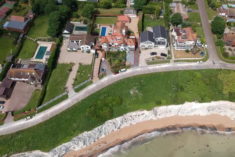 Yorkstones Cliff Promenade, North Foreland, Broadstairs, CT10 3QY