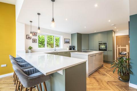 4 bedroom detached house for sale, Glebelands, Bidborough, Tunbridge Wells (COMPLETE CHAIN)
