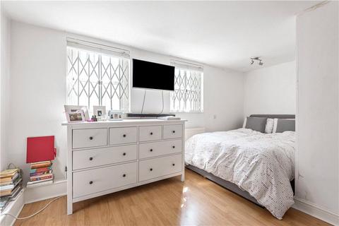 Studio for sale, Bermondsey Square, London, SE1