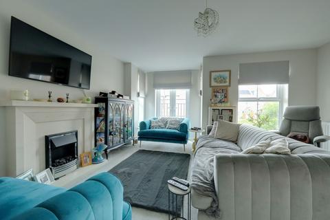 undefined, Curf Way, Burgess Hill, RH15