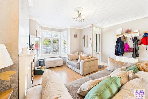 15 Gravesend Road, Rochester, ME2 3PH