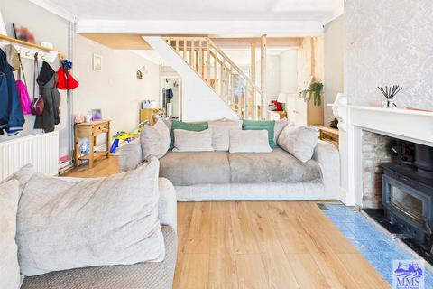 15 Gravesend Road, Rochester, ME2 3PH