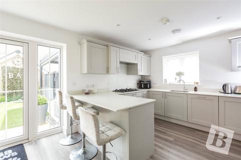 4 bedroom detached house for sale, Evans Drive, Runwell, Wickford, Essex, SS11