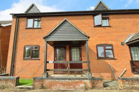 2 bedroom terraced house to rent, High Street, Harrold, MK43