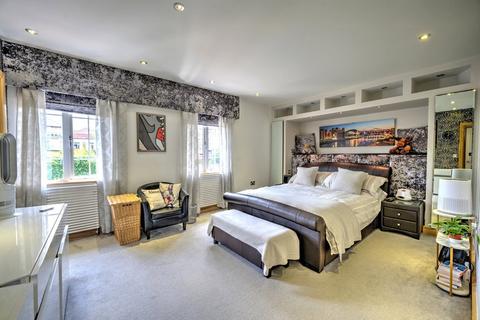 3 bedroom semi-detached house for sale, Durham Road, Low Fell