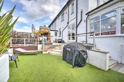 3 bedroom semi-detached house for sale, Durham Road, Low Fell