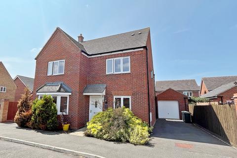5 bedroom detached house for sale, Ryder Way, Flitwick
