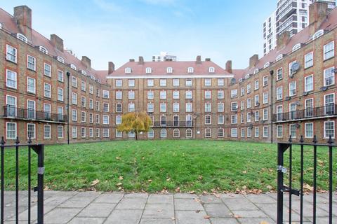 1 bedroom flat for sale, Comber Grove, London, SE5