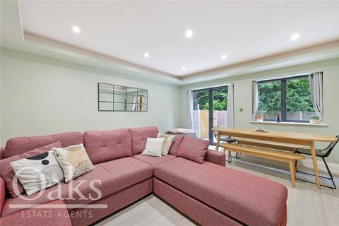 39 Dickensons Lane, London, SE25 5HS