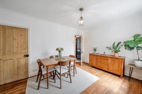 undefined, Station Road, West Byfleet, KT14