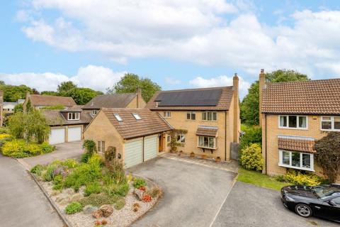 5 bedroom detached house for sale, Pearmains Close, Royston SG8