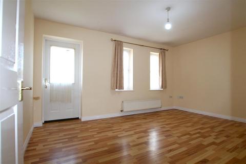undefined, Glandford Way, Chadwell Heath, Romford, RM6 4US