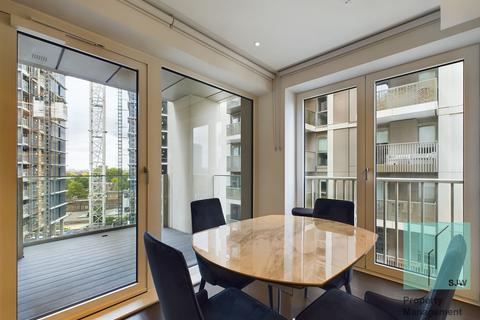 2 bedroom apartment to rent, Fountain Park Way, London W12