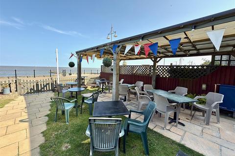 6 bedroom house for sale, Esplanade, Lowestoft, Suffolk, NR33