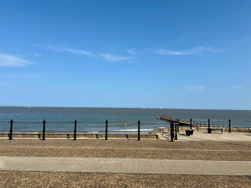 Location Seafront.jpg