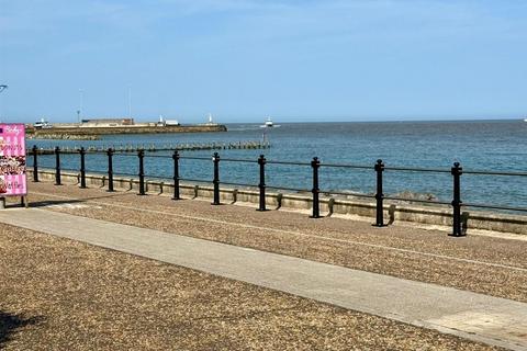 6 bedroom house for sale, Esplanade, Lowestoft, Suffolk, NR33