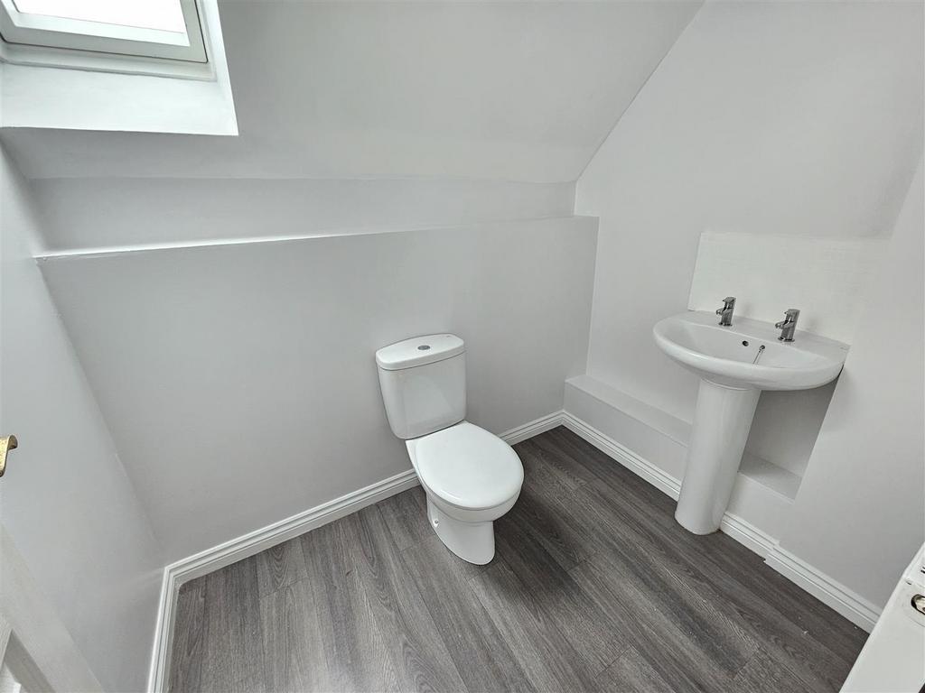 En Suite (2).jpg