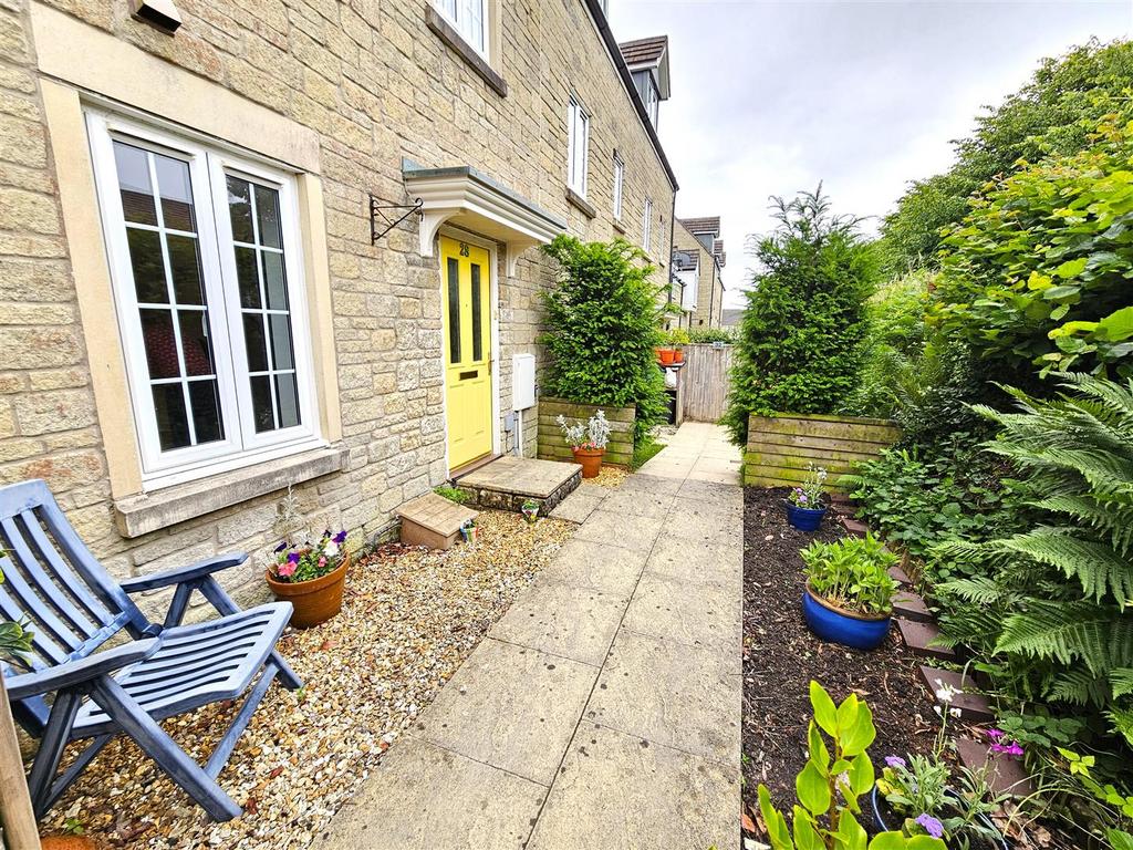 Front Garden.jpg
