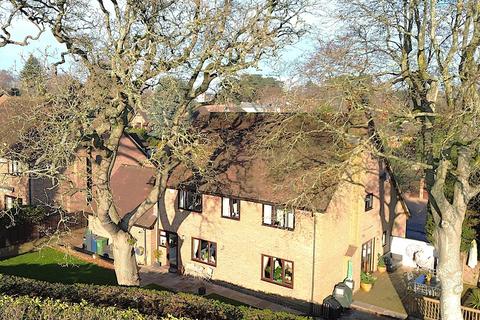 5 bedroom detached house for sale, Stables Court, Marlow, Buckinghamshire, SL7