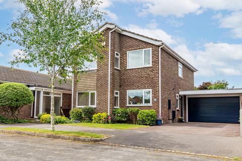 Dines Close, Wilstead
