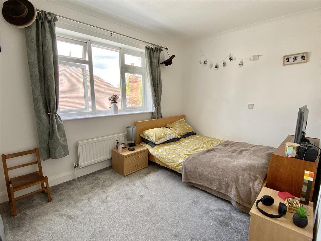 1 Cruckton Close-9.jpg