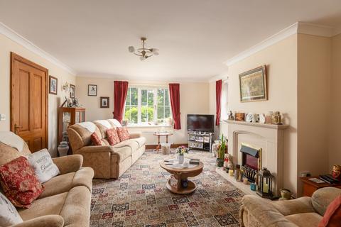 4 bedroom detached house for sale, Scarborough Road, West Heslerton, Malton YO17