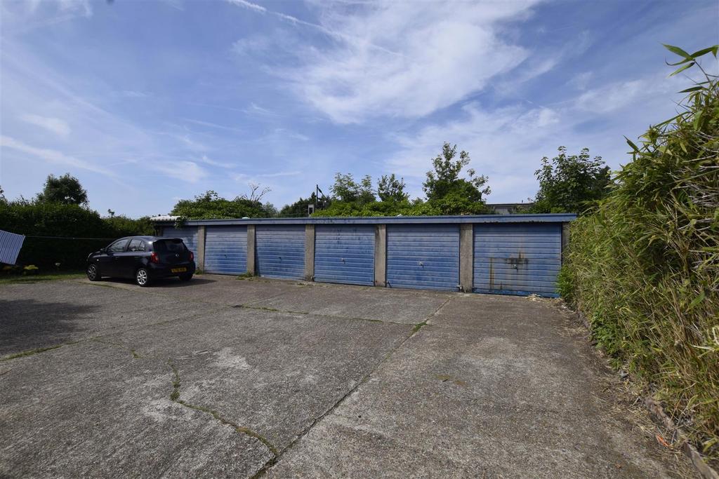 Garage.jpg