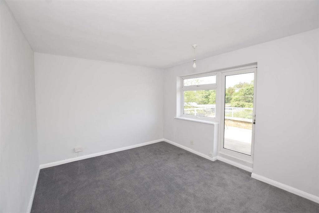 Bedroom 1.jpg