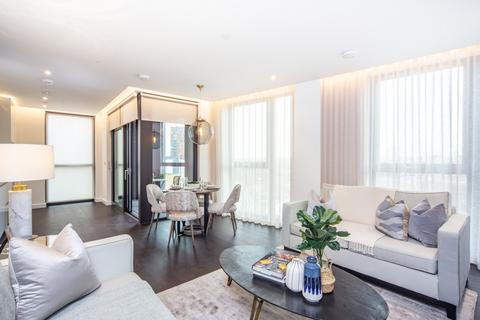 2 bedroom flat to rent, London SW11
