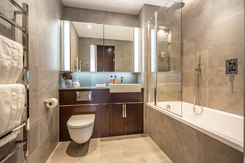 2 bedroom flat to rent, London SW11