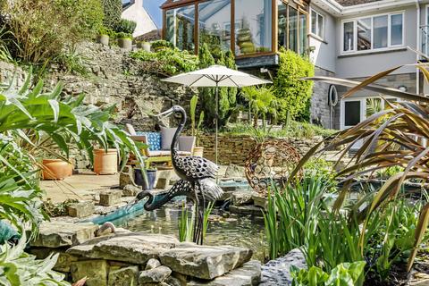 Summerhill Mill Lane, Swindon, SN1 4HG