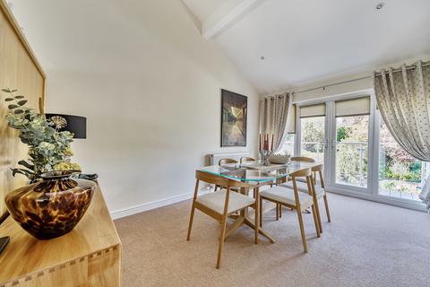 Summerhill Mill Lane, Swindon, SN1 4HG