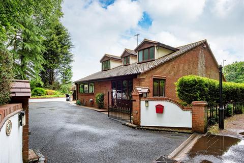 Earlswood Lodge, Stourbridge Road, Wolverhampton