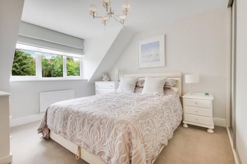 23 Sunnyside Close, East Grinstead, RH19 4QW
