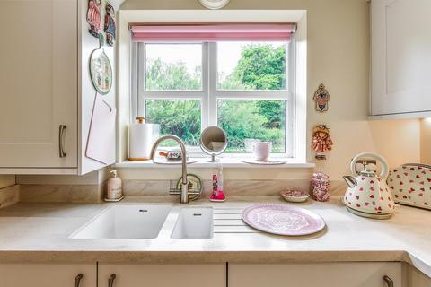 2 bedroom retirement property for sale, Carters Meadow, Charlton, Andover