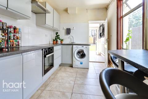 45 Berkeley Road, London, E12 6RP