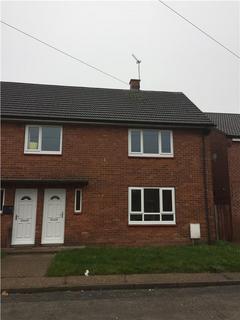 2 bedroom semi-detached house to rent, Hazel Avenue