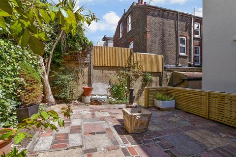 3 bedroom maisonette for sale, Preston Drove, Brighton, East Sussex