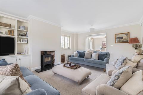 17 Bradbery Close, Syresham, Brackley, NN13 5HA
