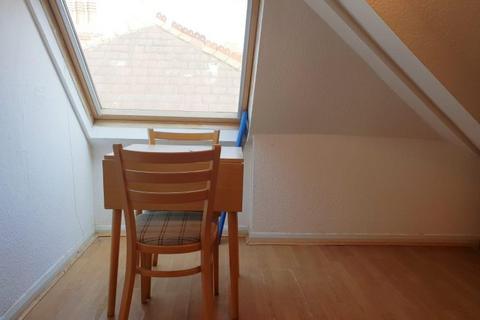 1 bedroom flat to rent, Anson Road