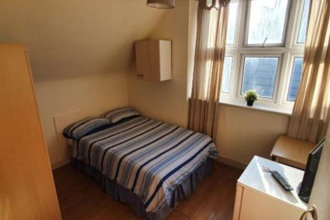 1 bedroom flat to rent, Anson Road