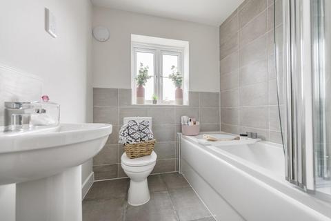 3 bedroom semi-detached house for sale, McCreadie Drive, Ellesmere.