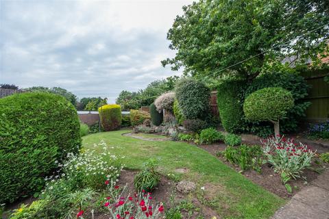 2 bedroom detached bungalow for sale, Broadways, Audlem