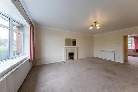 2 bedroom detached bungalow for sale, Broadways, Audlem