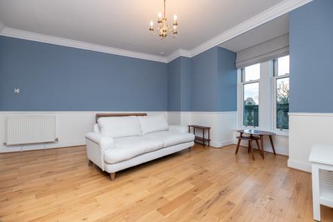 undefined, Queens Drive, Flat 3-2, Queens Park, Glasgow, G42 8BJ